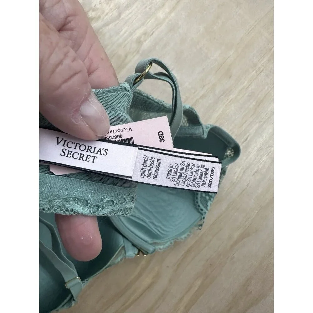Victoria's Secret 38D LIGHTLY LINED LACE Uplift DEMI BRA Sea‎ Glass Green NWTs